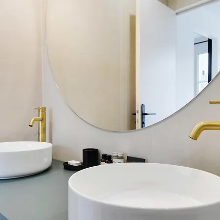 Amazing 1br4p Cremieux Gare De Lyon Apartment Paris